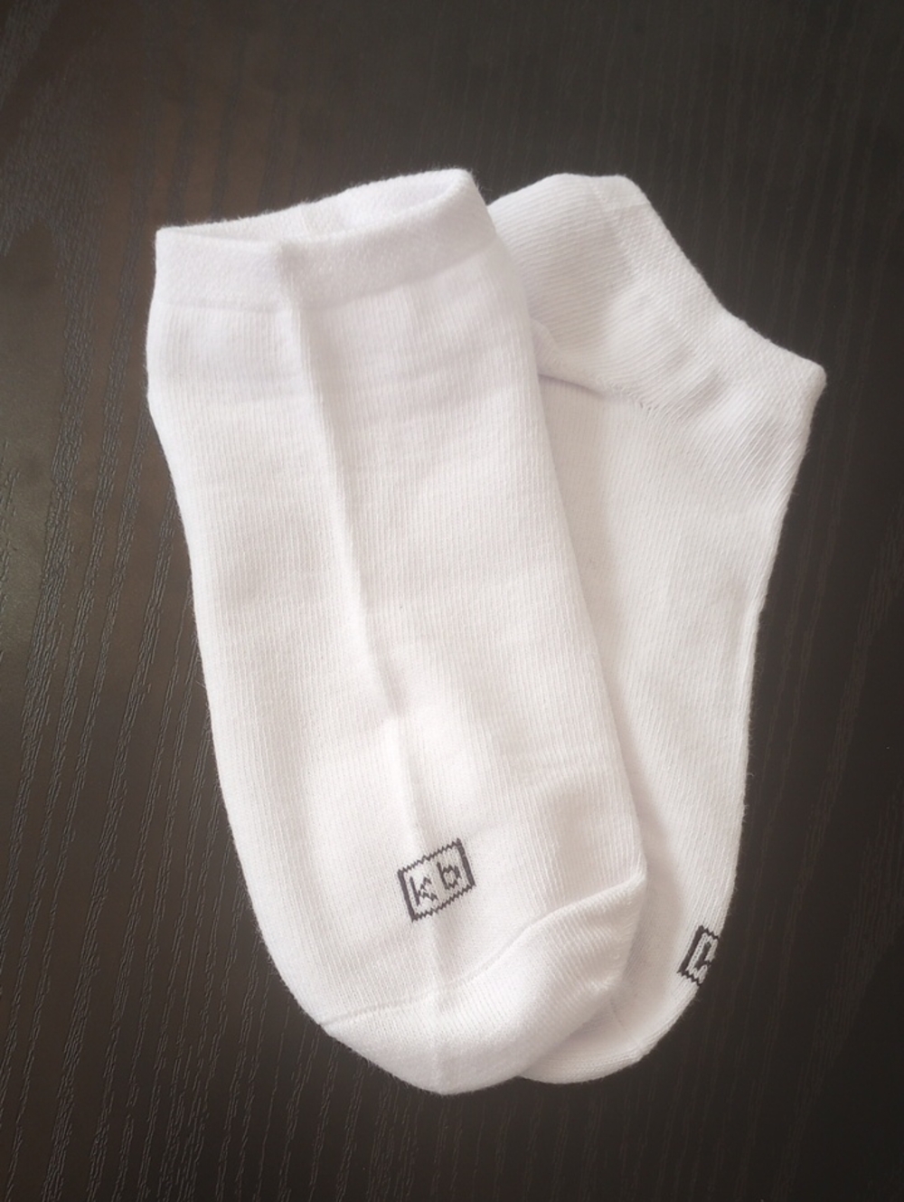 K. Bell White Low-Cut Socks Size 5.5 - 10